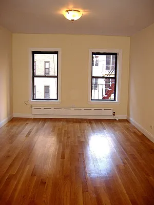 Rented by Yalago, Inc. | media 12