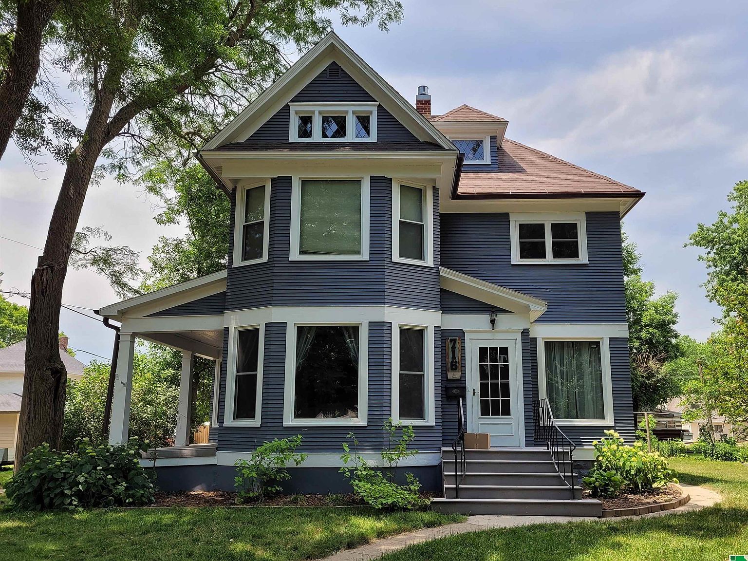 716 5th Ave, Sheldon, IA 51201 Zillow