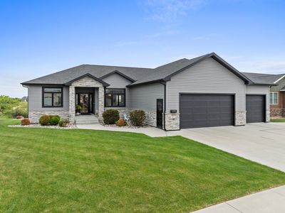 21 Scramble St, Minot, ND, 58701