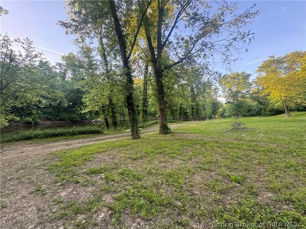 8000 E Doe Run Road, Madison, IN 47250
