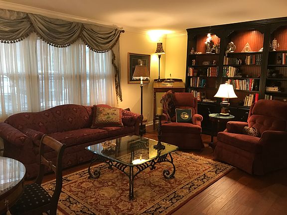 2nd image of 595 Duane St APT 1B