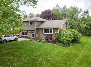 261 Center Grange Rd, Aliquippa, PA 15001