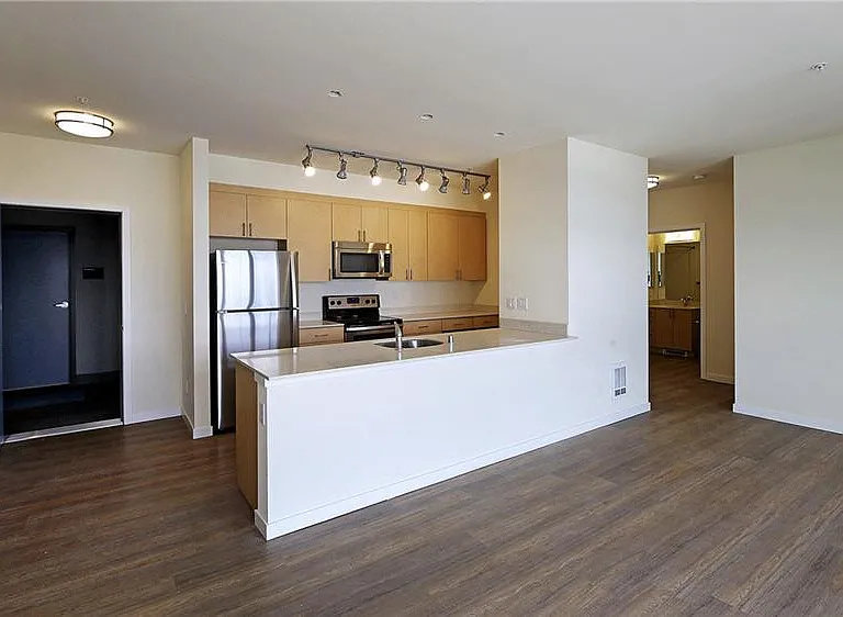 2x2 ADA | Living to Kitchen