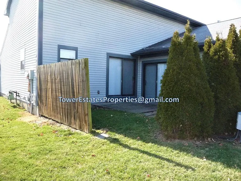 1746 Hightower Dr — Photo 30