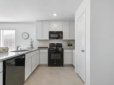 2821 Watchpoint Rd — Photo 10