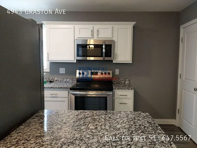 4943 Graston Ave — Photo 5