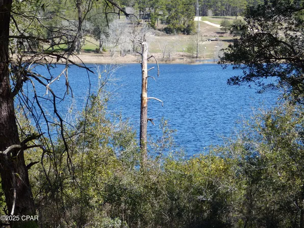 5052 Long Lake Ridge Dr, Chipley, FL 32428