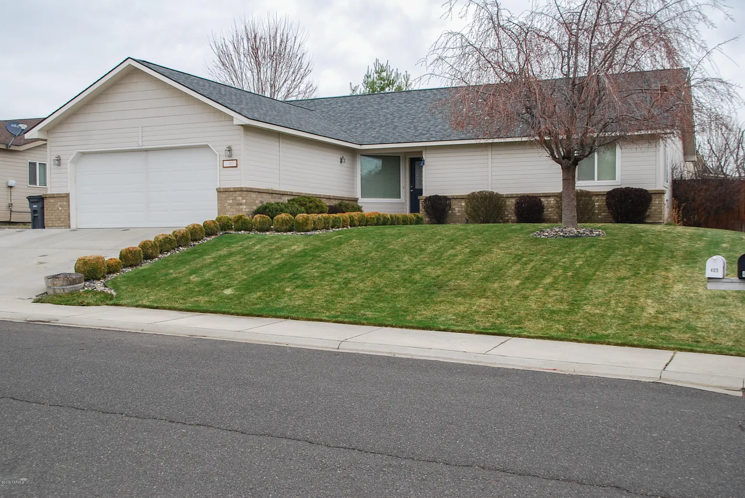 403 Virginia Ct photo 1