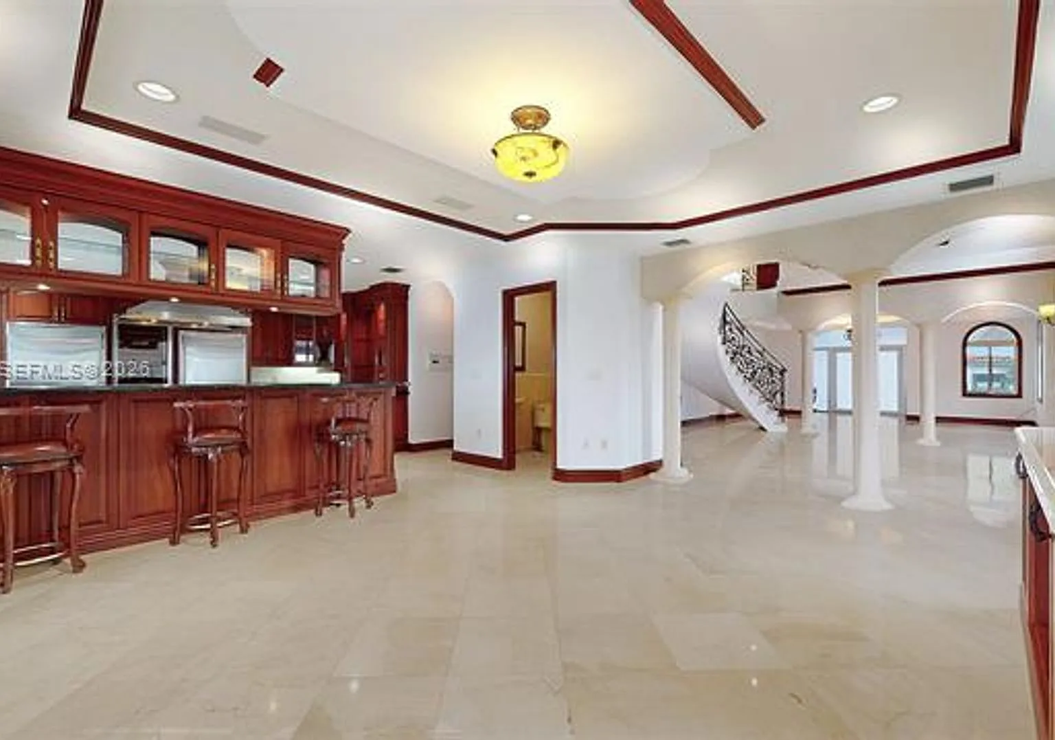 1131 Stillwater Dr # 1131, Miami Beach, FL 33141 — Photo 2