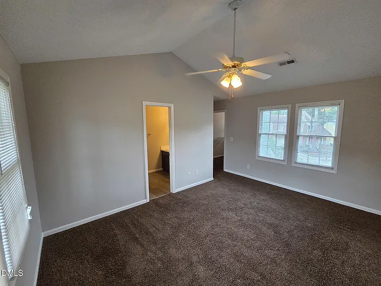 549 Mountain Lake Dr — Photo 22