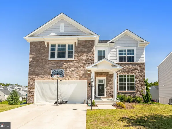 15 Port View Dr, Fredericksburg, VA 22405