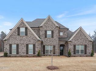 2085 Gracie Rd, Hernando, MS 38632