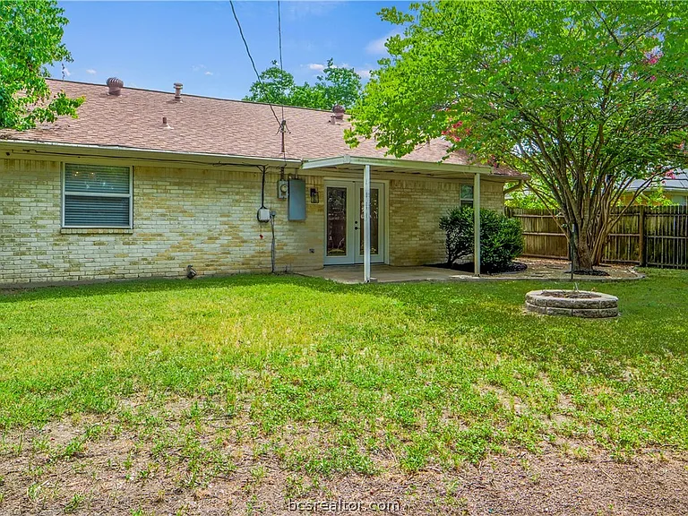 3207 Heatherwood Dr — Photo 21
