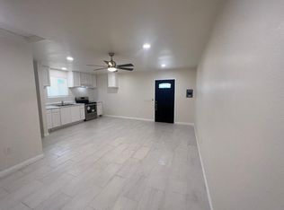 350 E Victoria St #B, Rialto, CA 92376