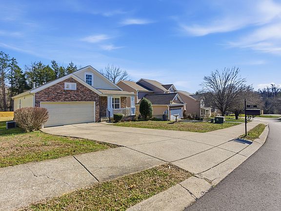 2nd image of 110 Trail Ridge Way