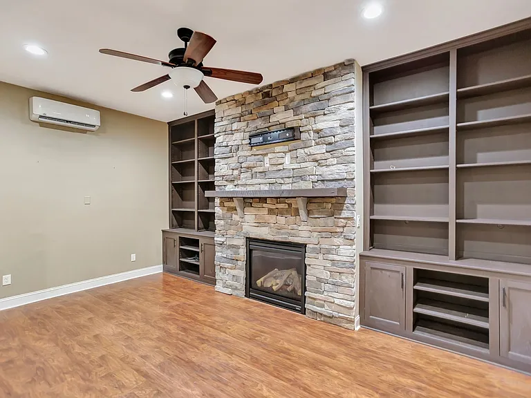 258 Silver Cypress Cir — Photo 35