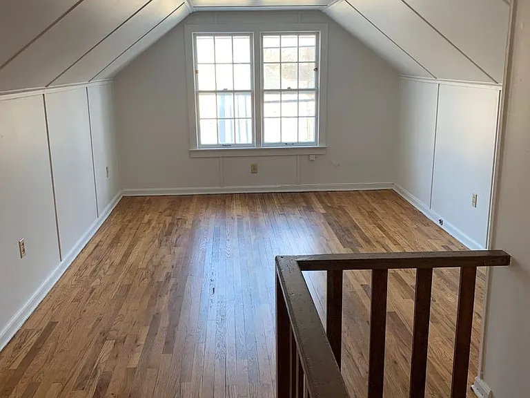 419 Washtenaw Rd — Photo 10
