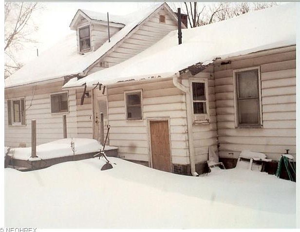 2nd image of Michigan Blvd
