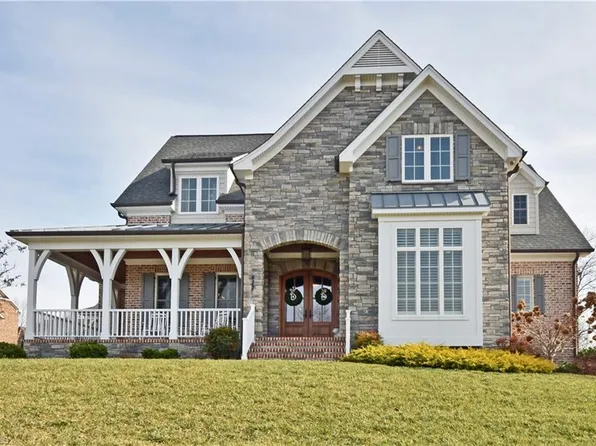 877 Brookberry Farm Cir, Winston Salem, NC 27106