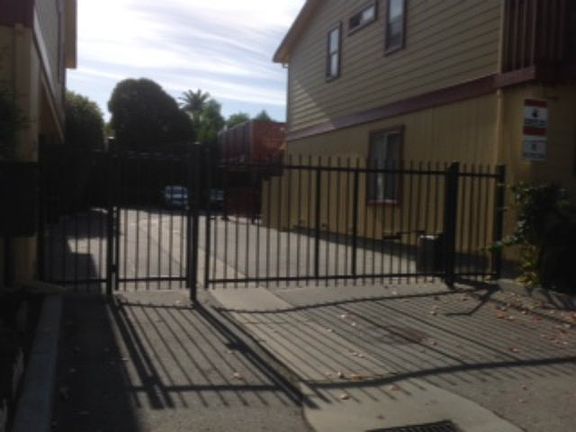 2nd image of 616 Hilton St