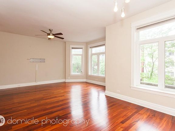 5th image of 533 W Oakdale Ave #2AAA