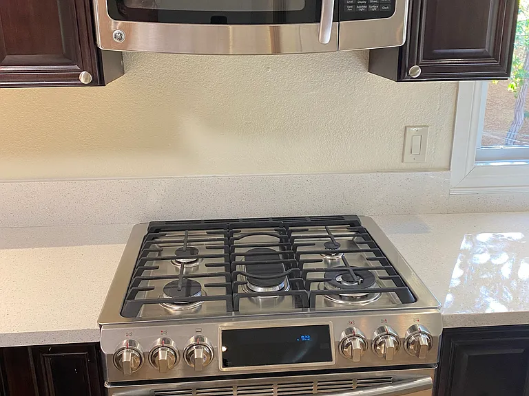 5091 Breakers Ln — Photo 35