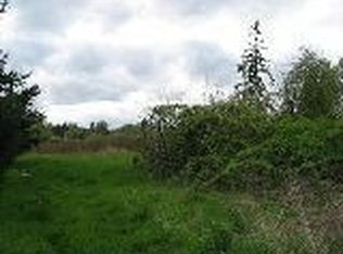 318 18th St SW, Puyallup, WA 98371