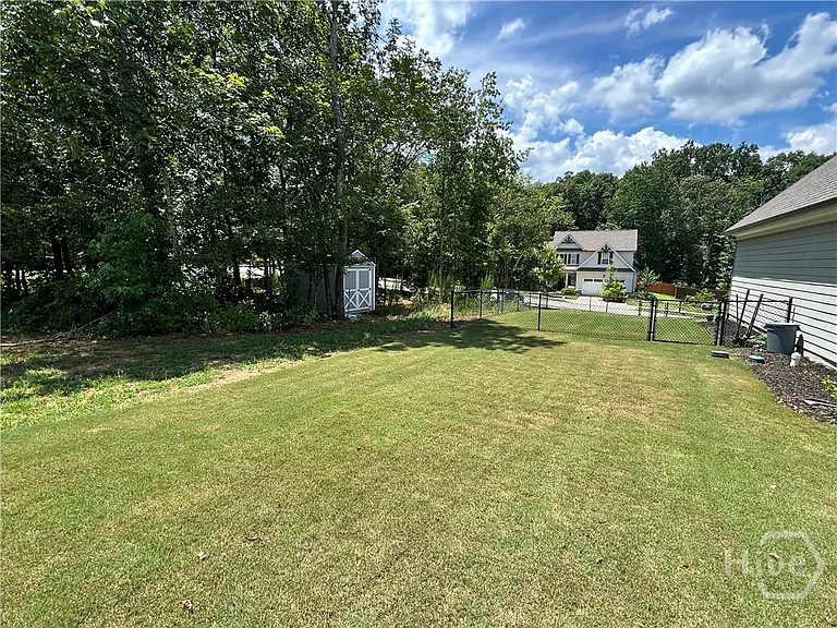 205 Solihull Ln — Photo 6