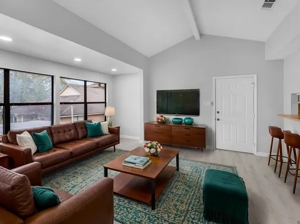 5323 Blair Ln APT V216, Baton Rouge, LA 70809