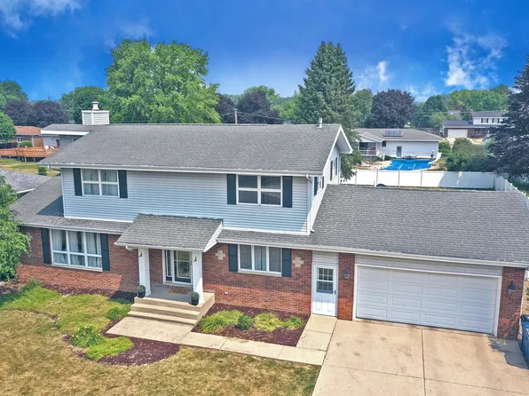 1610 Highland Pl, Streator, IL 61364