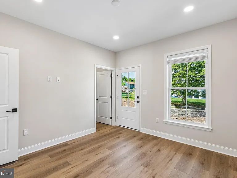 21 Christman St — Photo 16