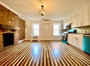 139 Adelphi St #4, Brooklyn, NY 11205