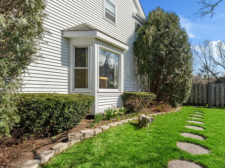 155 Chapel Oaks Dr — Photo 31