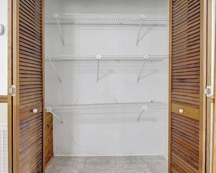 211 Friendship Dr — Photo 10