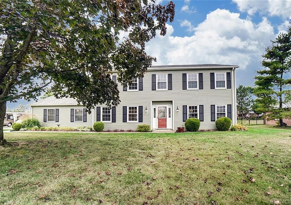 1st image of 3674 Fincastle Dr