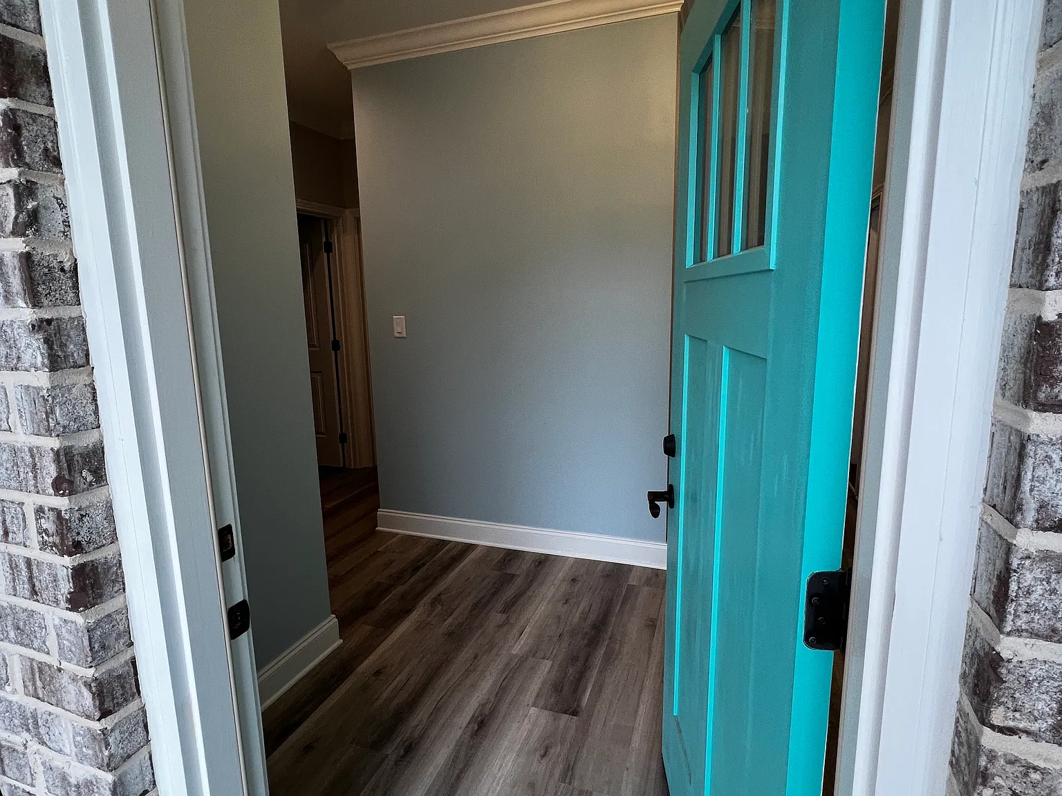 3 bed, 1779 sqft, $2,400 — Photo 4