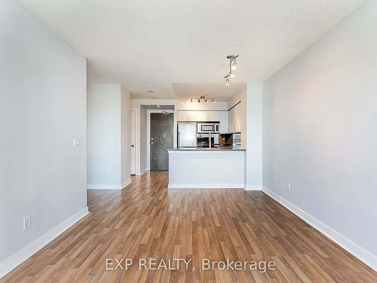 50 Lynn Williams St #1810 — Photo 5