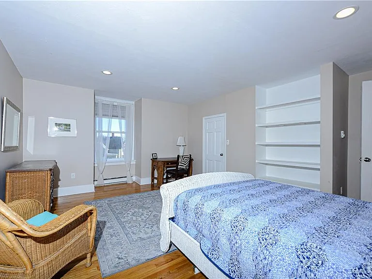 10 Pell St #3B — Photo 9