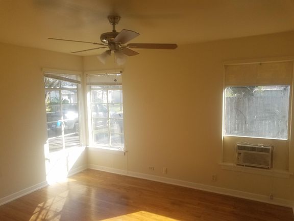 4th image of 102 Weizmann St
