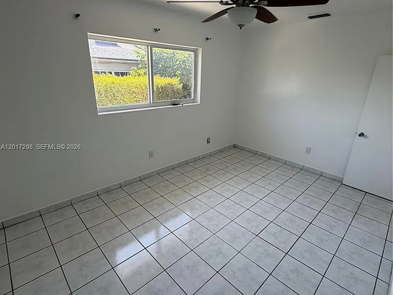 3112 SW 16th St #2 — Photo 12