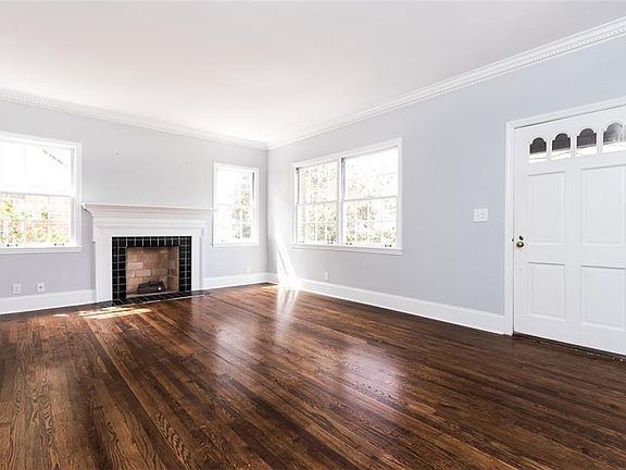 2nd image of 132 Garden Ln