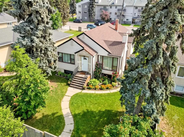 10839 109th St NW, Edmonton, AB T5H 3B9