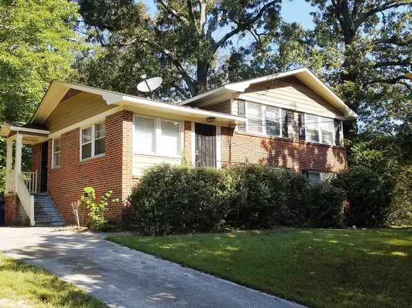 395 Dartmouth Dr SW, Atlanta, GA 30331