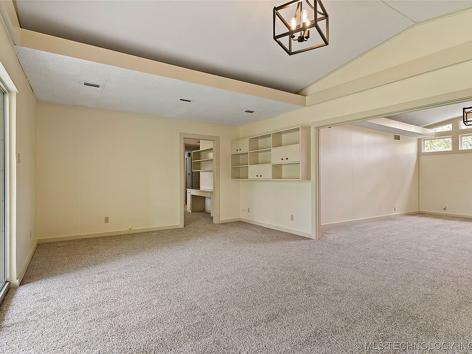 1107 E Bluff St, Hugo, OK 74743 Zillow