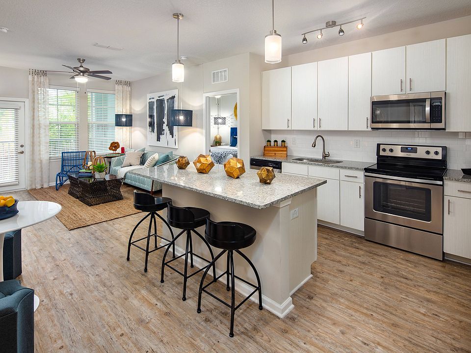 Soltair Cypress Creek Model Apartment Kitchen