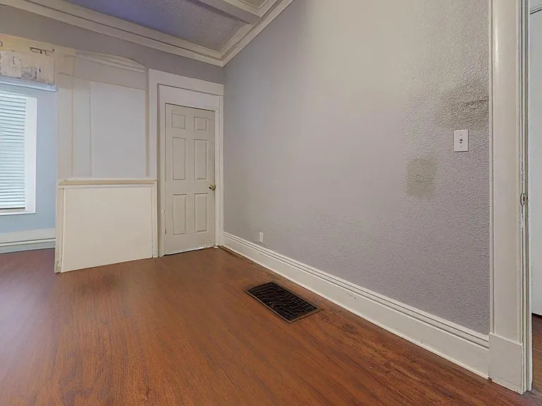 3516 Baltimore Ave — Photo 9