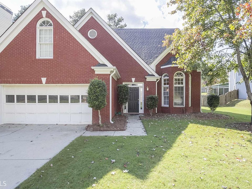 1st image of 355 Sweet Ivy Ln