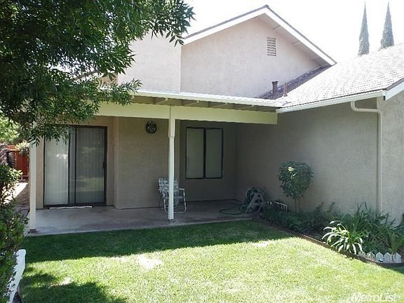 3rd image of 2813 Lindbrook Dr