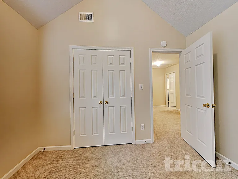 4453 Pipemaker Blf — Photo 24