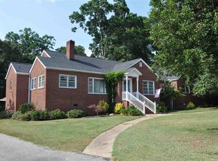 309 Hampton St, Chesnee, SC 29323